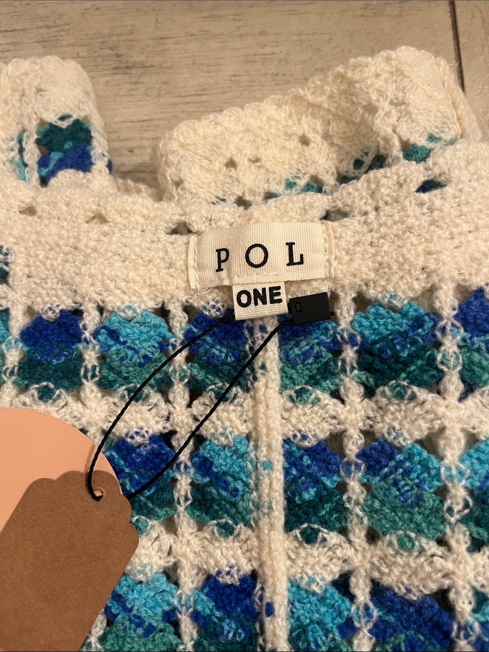 POL Cream and Blue V‑Neck Cropped Cardigan - Picture 7 of 9